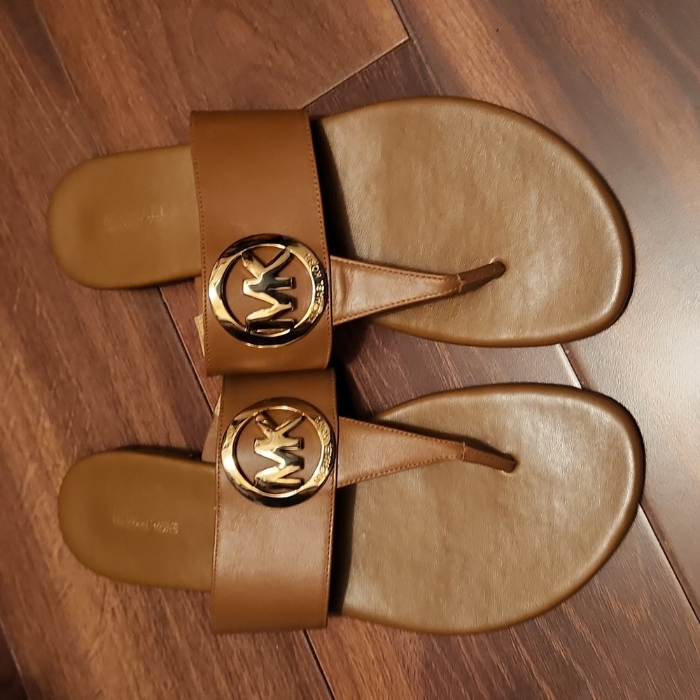 Michael Kors sandels